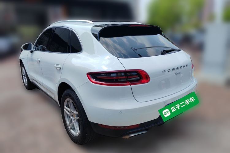 Used Porsche Macan 2017 Macan 2.0T Rear Left 45 Deg