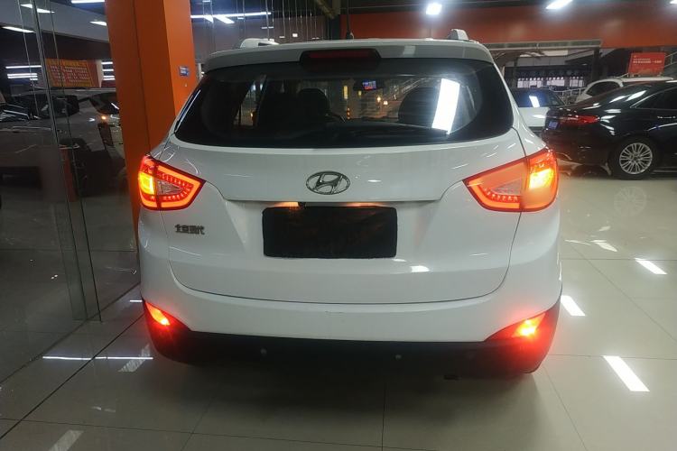 Used Hyundai ix35 2015 2.0L Automatic 2WD Smart Type China IV Rear