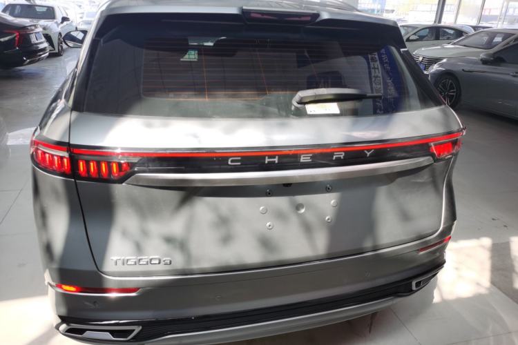 Used Chery Tiggo 9 2023 2.0T Dual-Clutch Two-Wheel Drive Leading Edition 5 Seats Rear