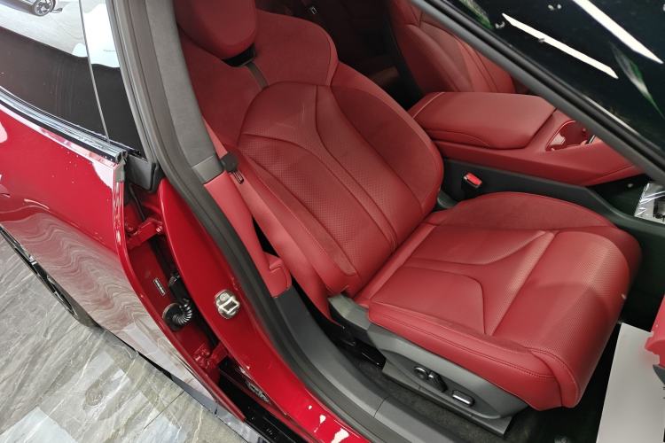 Used XPeng P7 2025 Model 702 Max Right Front Seat