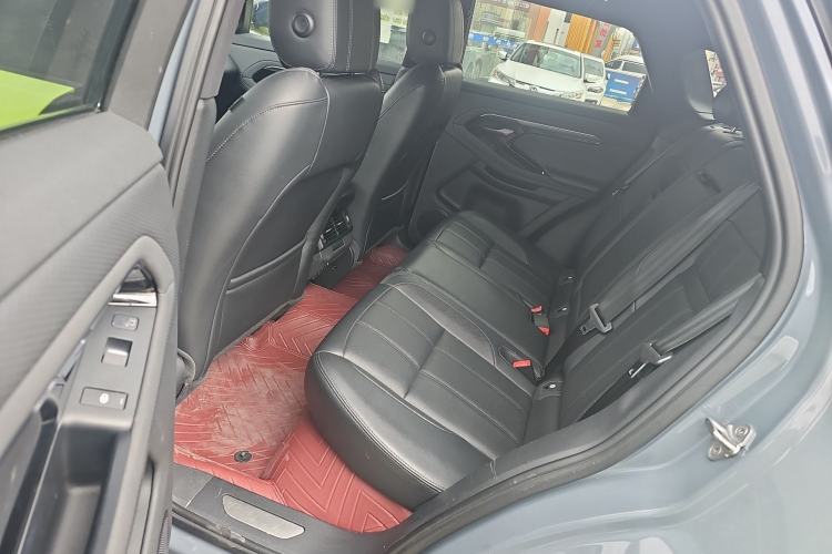 Used Land Rover Range Rover Evoque 2021 Range Rover Velar 249 PS R-Dynamic S Performance Edition