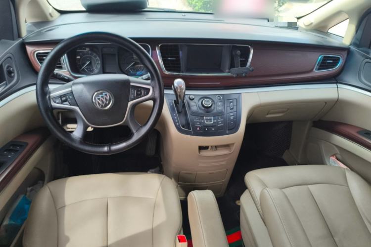 Used Buick GL8 2017 25S Comfort Version China V Standard Center Console