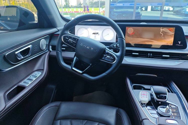 Used Chery Tiggo 8 PLUS 2024 Champion Edition 390TGDI DCT Bold Version 7-Seater