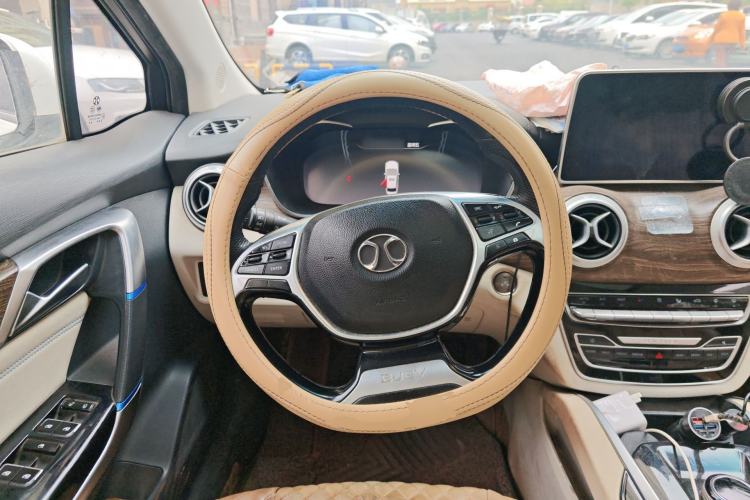 Used BAIC Beijing EU5 2018 R500 Smart Wind Edition
