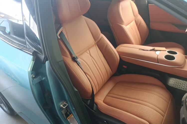 Used Deepal S07 2024 215Max Range-Extended Version Right Front Seat