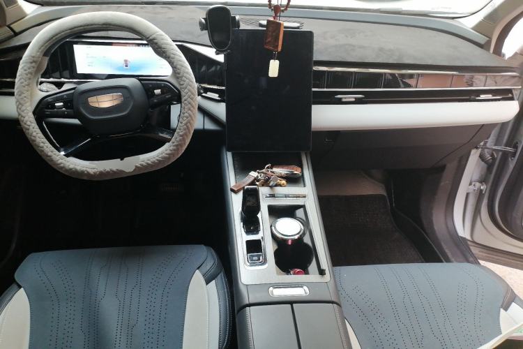 Used Geely Auto FX11 2024 1.5TD DCT Prestige Edition