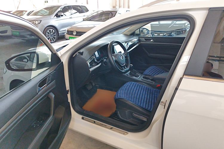 Used Volkswagen Lavida 2018 Hatchback 200TSI DSG Comfort Edition China V Standard Driver Seat