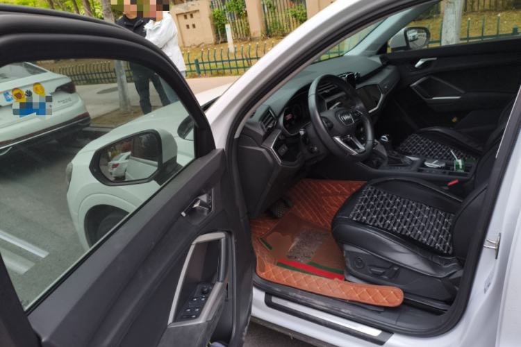 Used Audi Q3 2020 35 TFSI Ambition Dynamic Edition Driver Seat