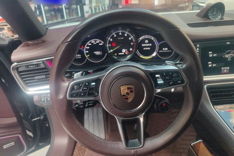 Used Porsche Panamera 2017 Panamera 4 E-Hybrid Executive Long Wheelbase 2.9T Steering Wheel