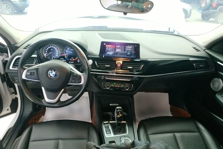 Used BMW 1 Series 2021 120i M Sport Edition Center Console