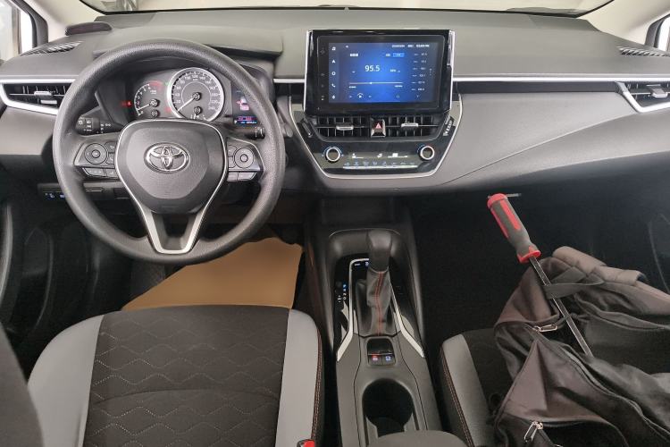 Used Toyota Corolla 2021 1.2T S-CVT Elite Edition Center Console