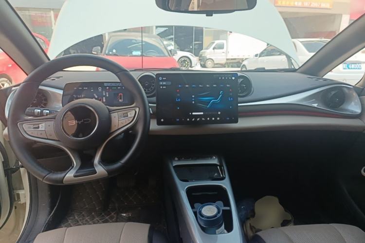 Used BYD Dolphin 2025 Intelligent Driving Version 410 km Fashion Edition