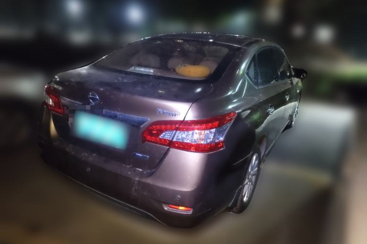 Used Nissan Sylphy 2014 1.6XV CVT Deluxe Edition Rear Right 45 Deg