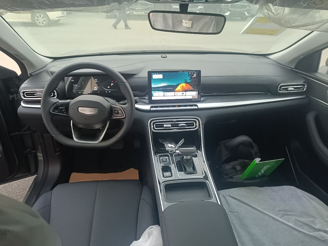 Geely Auto Emgrand 2026 Model 5th Generation 1.5L CVT Luxury Edition — снимка 12