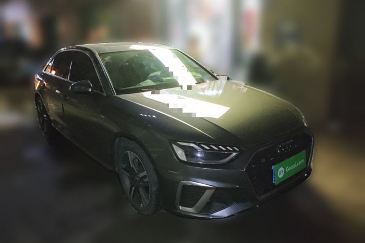 Used Audi A4L 2022 40 TFSI Luxury Dynamic Model Front Right 45 Deg