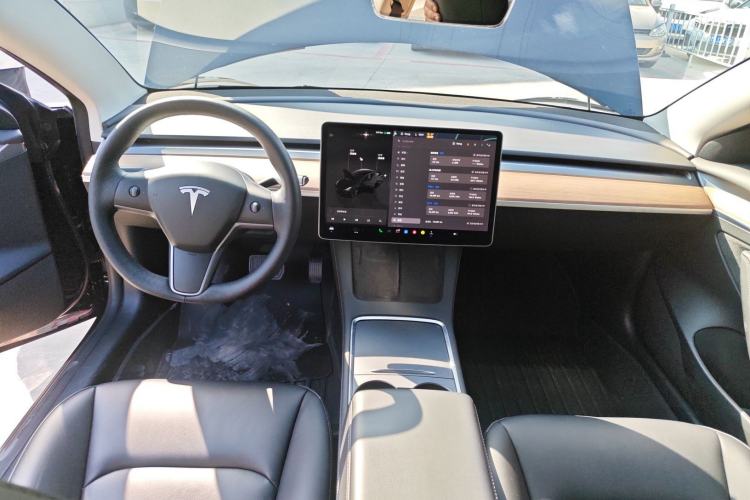 Used Tesla Model 3 2022 Rear-Wheel-Drive Version