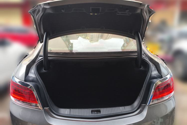 Used Buick LaCrosse 2011 2.4L SIDI Luxury Edition