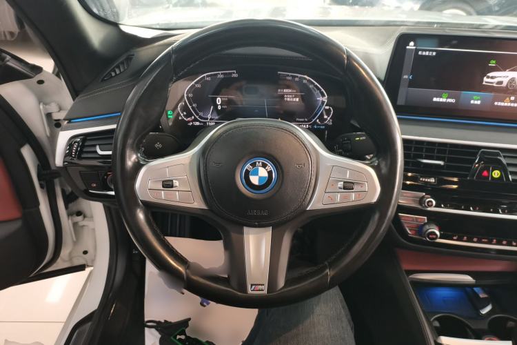 Used BMW 5 Series New Energy 2022 Second Facelift 535Le M Sport Package Steering Wheel