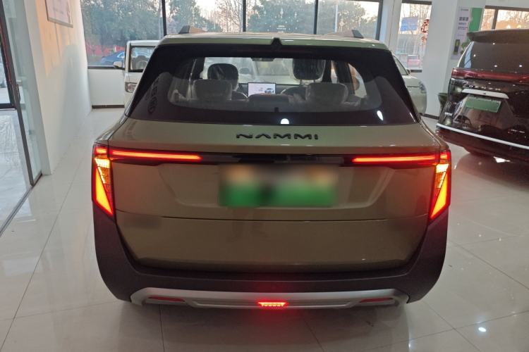 Used Dongfeng NAMMI 06 2025 401 Pro
