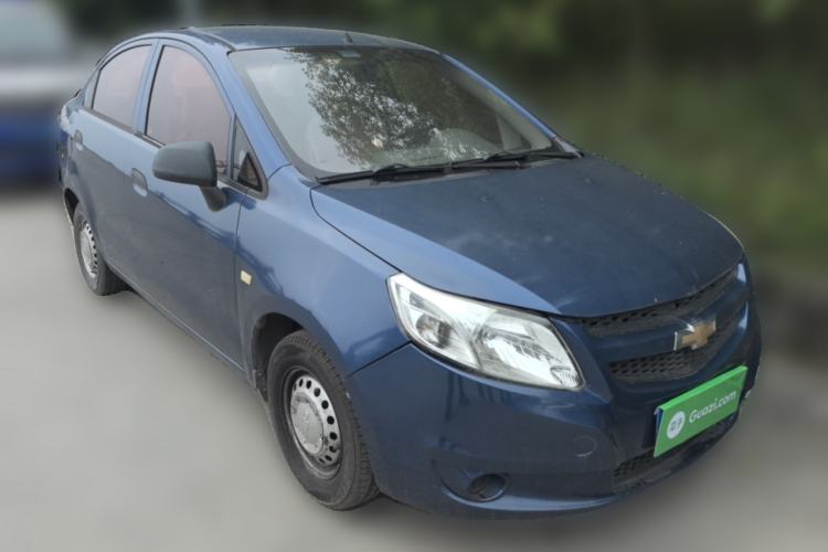Used Chevrolet Sail 2010 Sedan 1.2L Manual Fashion Edition Front Right 45 Deg