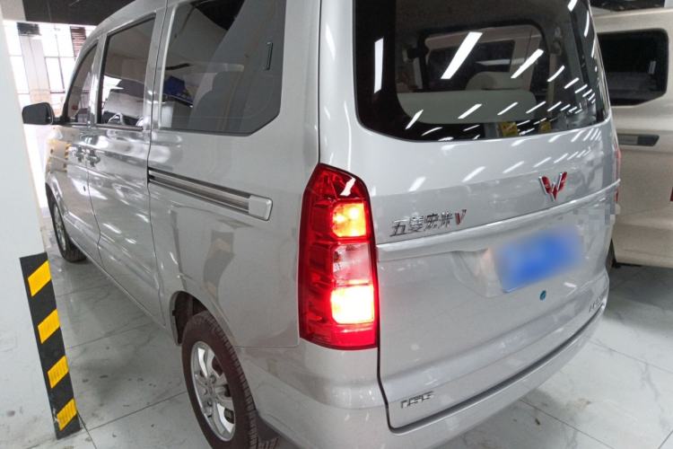 Used Wuling Hongguang V 2022 1.5L Enjoy Edition Electric-Powered LAR