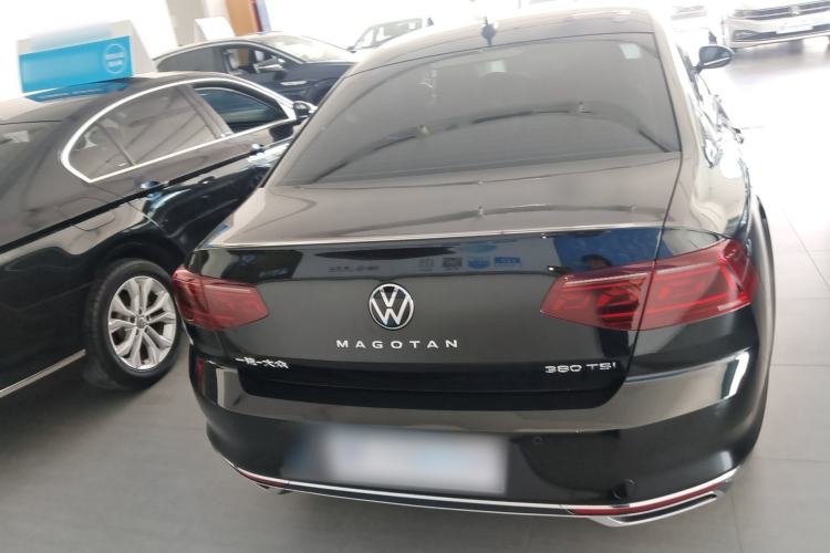 Used Volkswagen Magotan 2026 30 Million Vehicles Selected Model 380TSI DSG Luxury Edition Rear