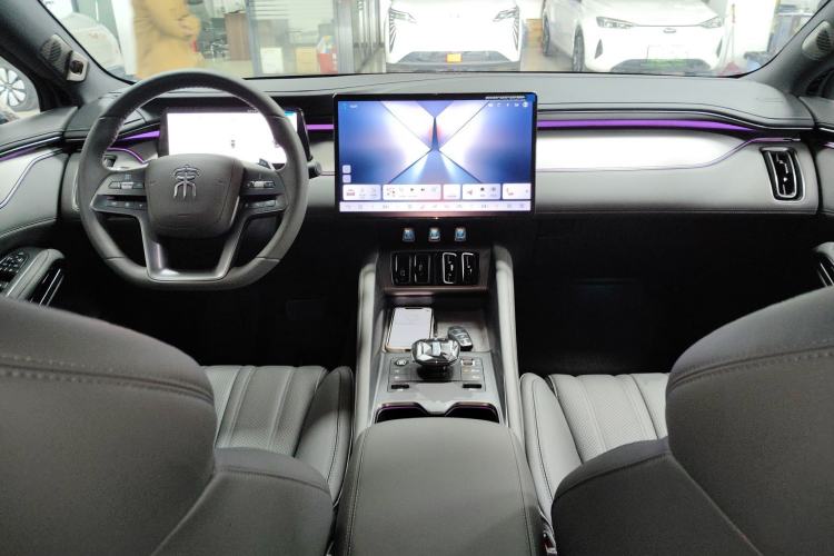 Used BYD Song L EV 2025 Intelligent Driving Version 662 km LiDAR Excellence Edition Center Console