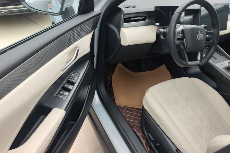 Used BYD Qin PLUS 2025 DM-i Smart Drive 120KM Superior Model
