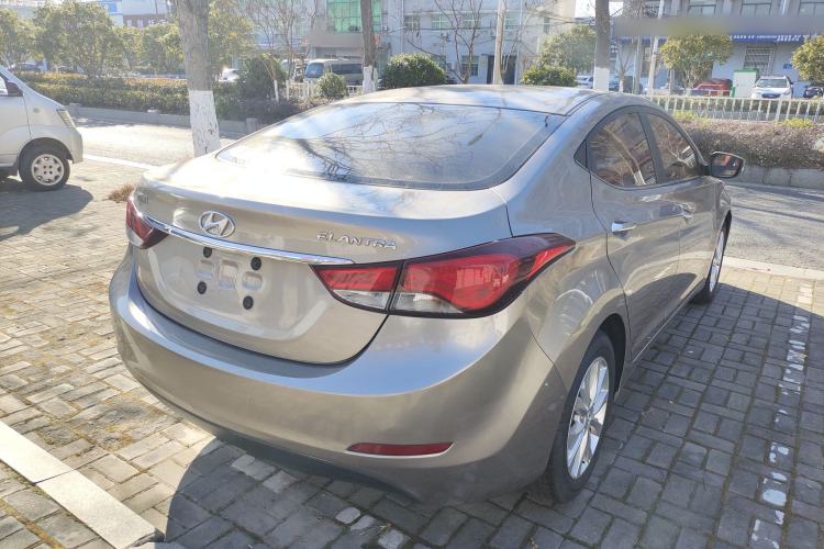 Used Hyundai Elantra (5th Generation / Langdong) 2016 1.6L Automatic Prestige Model

