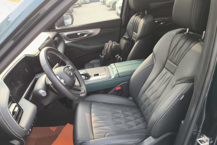 Used GAC Trumpchi GS8 2022 Linghang Series 2.0 TGDI Two-Wheel-Drive Luxury Smart Connectivity Version (7 Seats) Left Front Seat