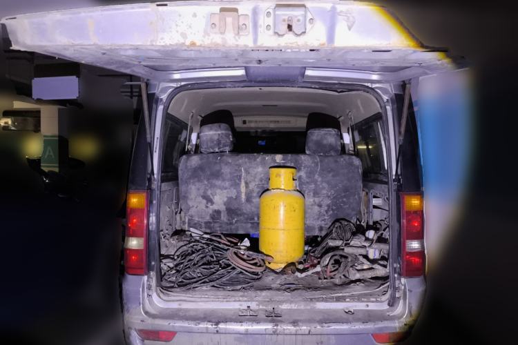 Used Dongfeng Xiaokang C37 2015 1.5L Luxury Version II DK15-06 Trunk