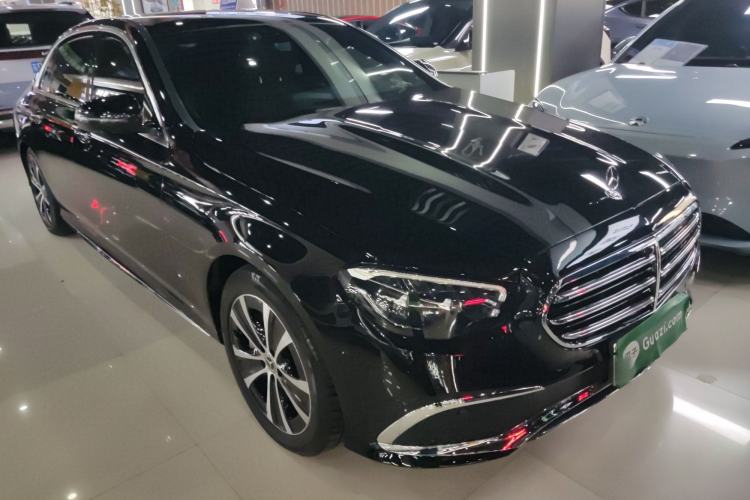 Used Mercedes-Benz E-Class New Energy 2022 E 350 e L Plug-in Hybrid Sports Sedan Front Right 45 Deg