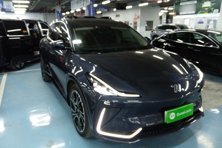 Used IM LS7 2023 100kWh Pro All-Wheel-Drive Version
