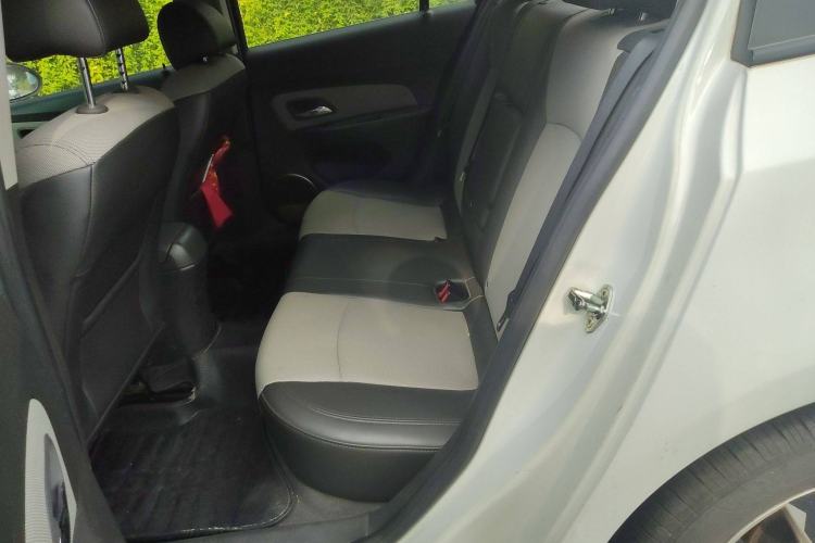 Used Chevrolet Cruze 2013 1.8L SE AT