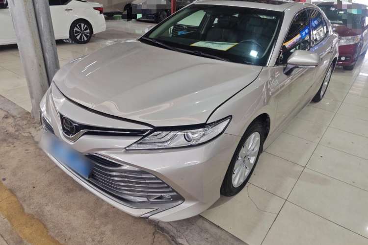 Used Toyota Camry 2019 2.0G Luxury Edition China VI Standard