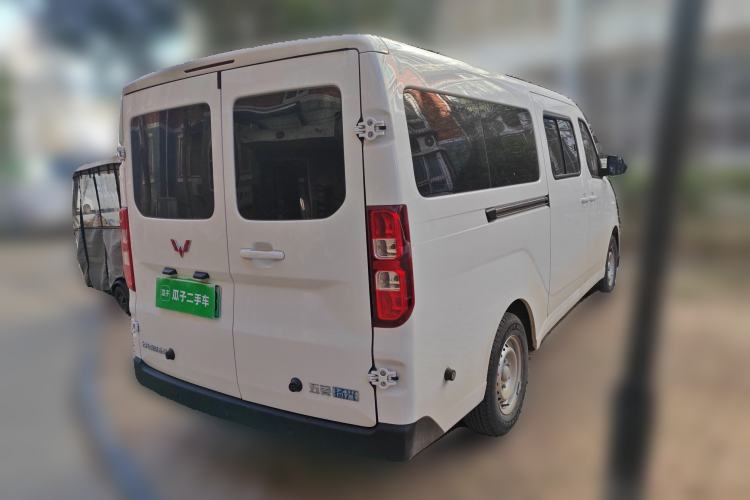Used Wuling Yangguang 2025 Model 400km Bus Edition—Comfort Edition