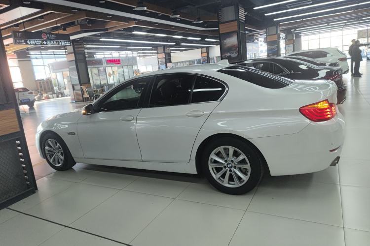 Used BMW 5 Series 2015 520i Elegant Edition
