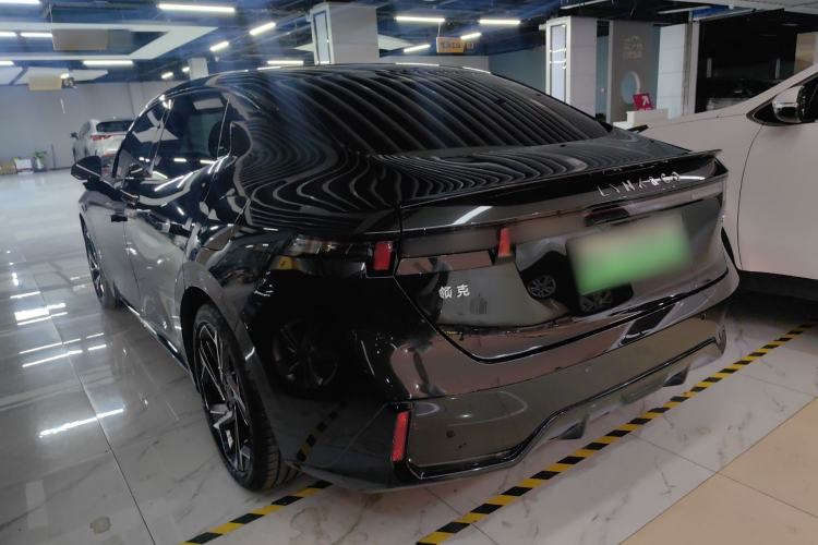 Used Lynk & Co 07 2024 EM-P 126 Long-Range Halo