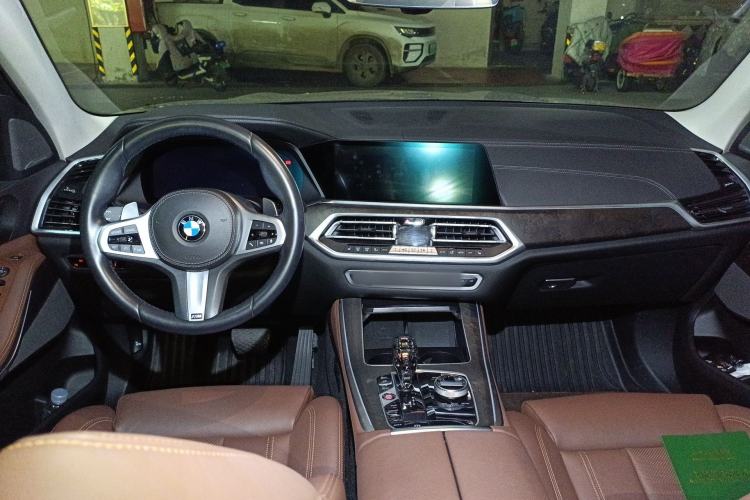 Used BMW X5 2022 xDrive40i M Sport Package
