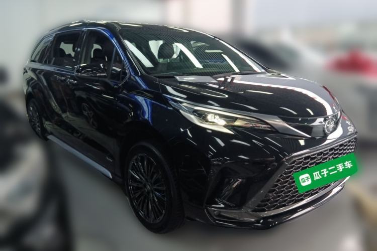 Used Toyota Granvia 2024 2.5L Hybrid Prestige PLUS Four-Wheel Drive Version Front Right 45 Deg