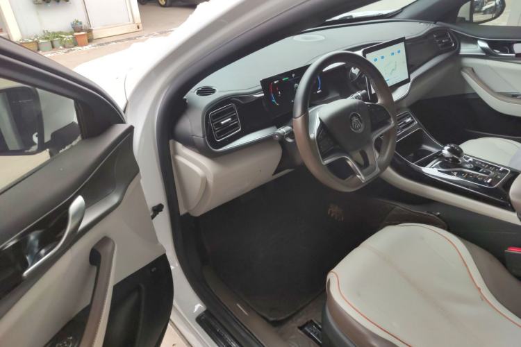 Used BYD Qin PLUS 2024 Honor Edition EV 510KM Beyond Model
