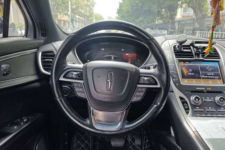 Used Lincoln Nautilus 2019 2.0T Two-Wheel Drive Luxury Edition China VI Standard
