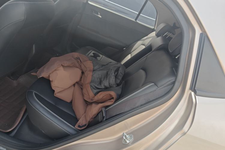 Used Hyundai ix25 2017 1.6L Automatic Smart Version
