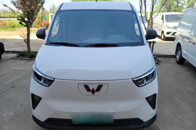 Used Wuling Yangguang 2024 300km Comfort Version with Sealed Windows 60kW