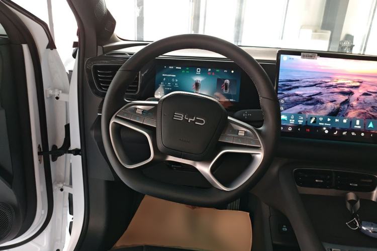 Used BYD Sealion 06 New Energy 2025 Model DM-i 170 Navigation Pro Edition