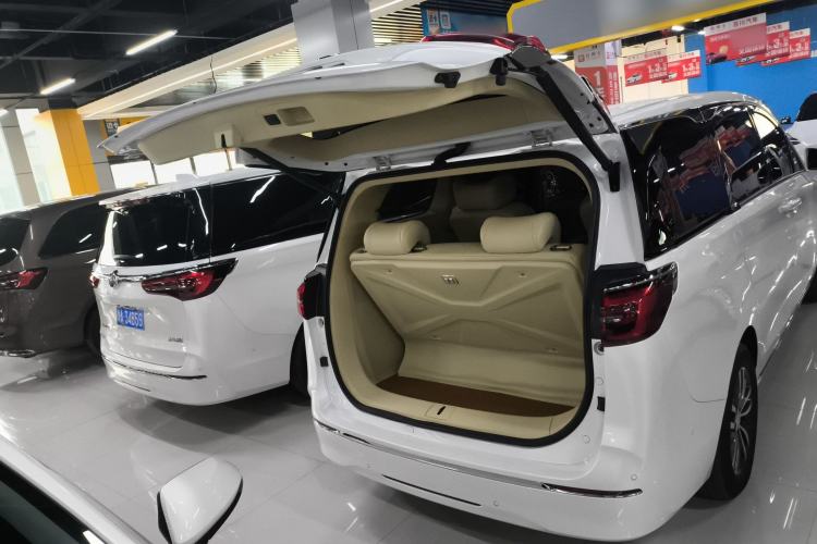 Used Buick GL8 2023 ES Lu Zun Deluxe Model