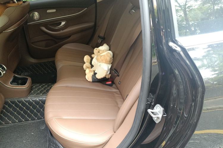 Used Mercedes-Benz E-Class 2023 Updated E 300 L Fashion Edition
