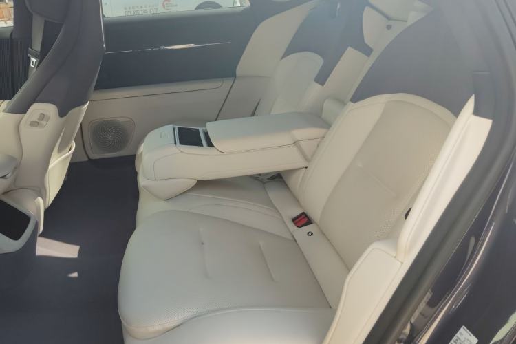 Used Avatr 12 2025 Ultra Extended-Range Edition
