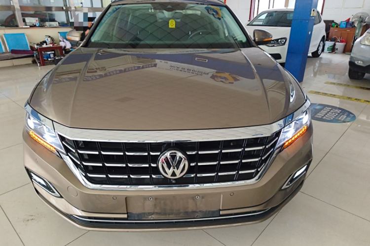 Used Volkswagen Passat 2020 330TSI Prestige Edition China VI Standard Front