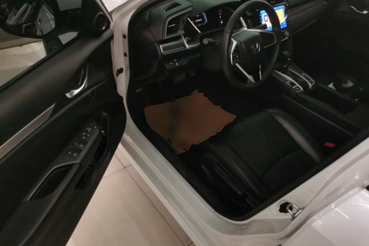 Used Honda Civic 2019 220TURBO CVT Dynamic Edition China VI Interior 3